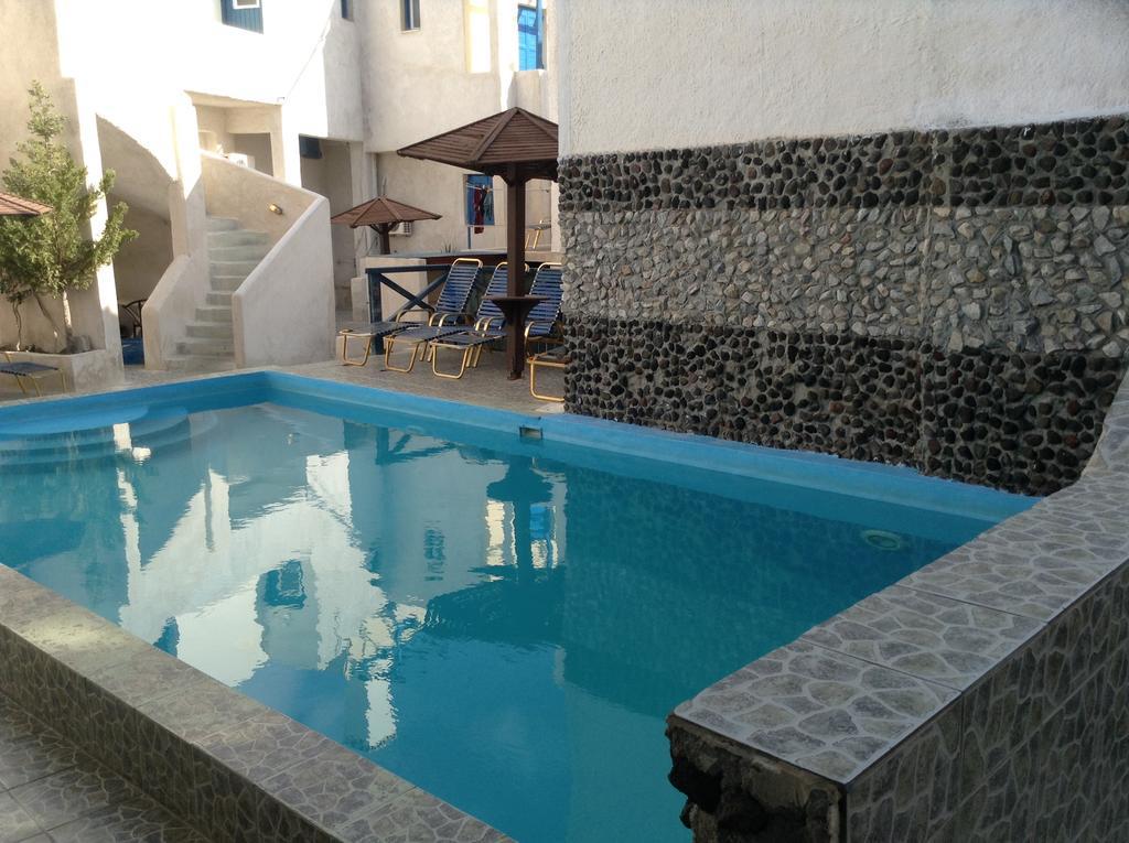 פריסה Rooms To Let Katerina & John'S מראה חיצוני תמונה