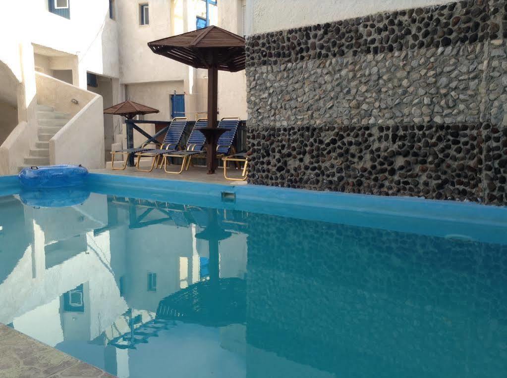 פריסה Rooms To Let Katerina & John'S מראה חיצוני תמונה